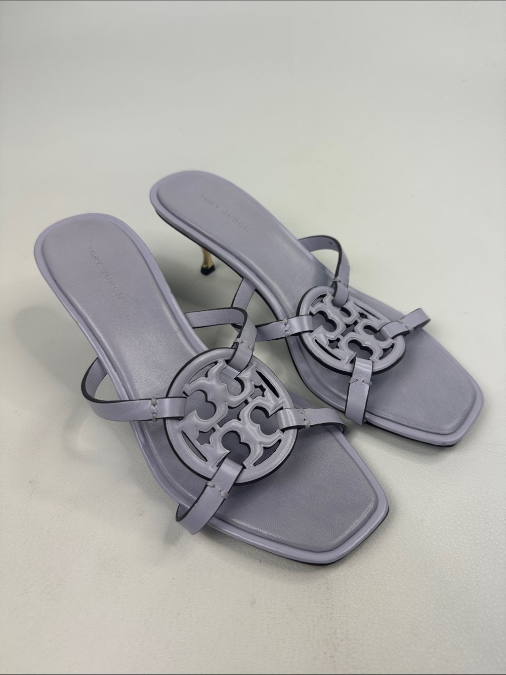 Tory Burch Lavender purple Leather Logo Kitten-Heel Sandals shoes Size 8